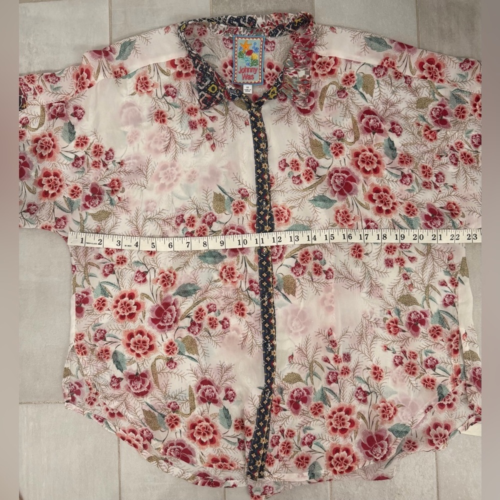 Johnny Was Aztec Lynn Short Sleeve Shirt Red Floral Size XS - Picture 5 of 8